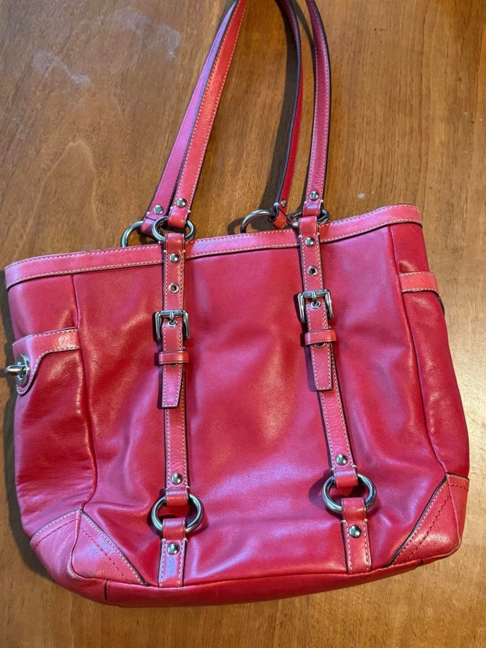 Coach Gallery East West Shoulder Bag - Picture 2 of 4